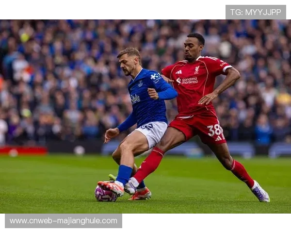 曼联2-2伯恩利全场轰30脚射门，临门一脚效率低下暴露顽疾